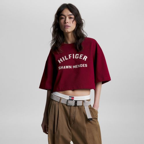 CAMISETA CROPPED TOMMY HILFIGER X SHAWN MENDES