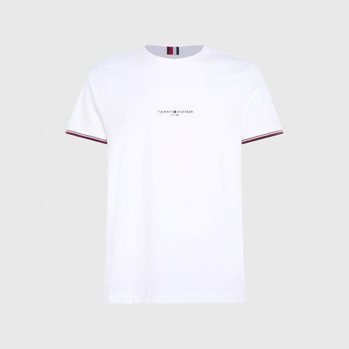 Camiseta Slim Logo Punho