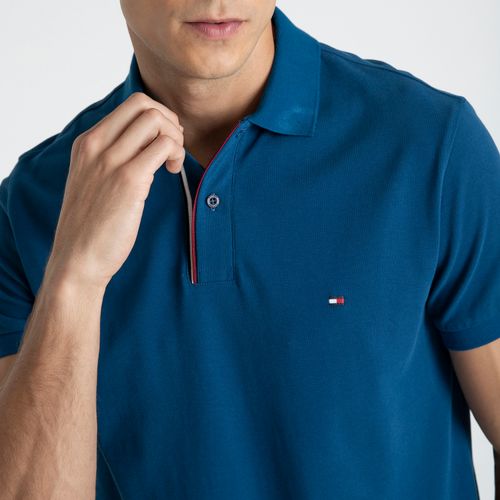 Polo Clássica Detalhe Carcela Slim Fit