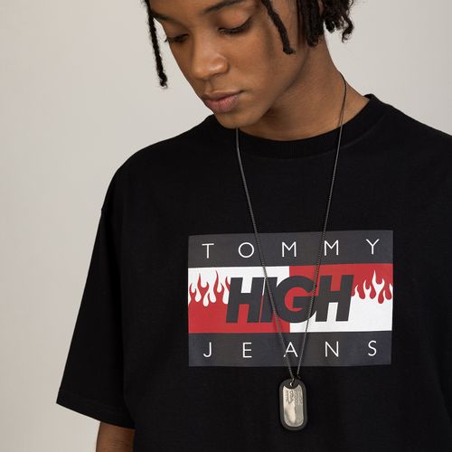 Camiseta Bandeira Oversized Tommy Jeans X High