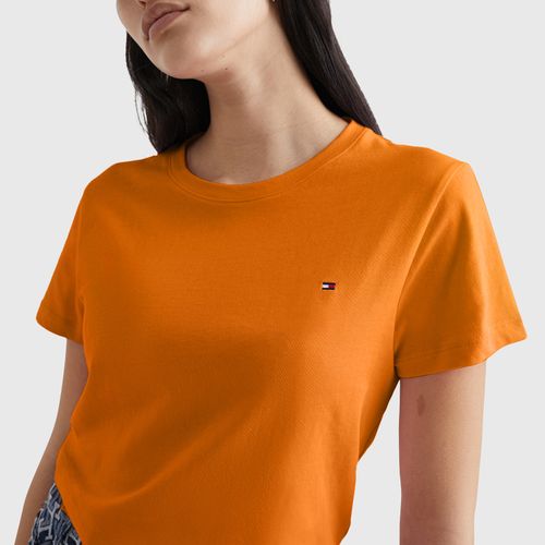 Camiseta Clássica Gola C