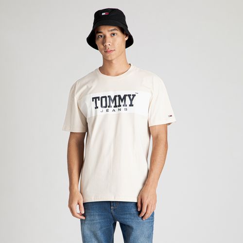 Camiseta Logo Constrastante Tommy Jeans