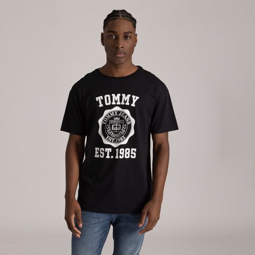 Camiseta Brasão Varsity Tommy Jeans