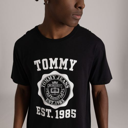 Camiseta Brasão Varsity Tommy Jeans