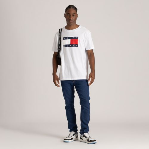 Camiseta Skate Bandeira Tommy Jeans