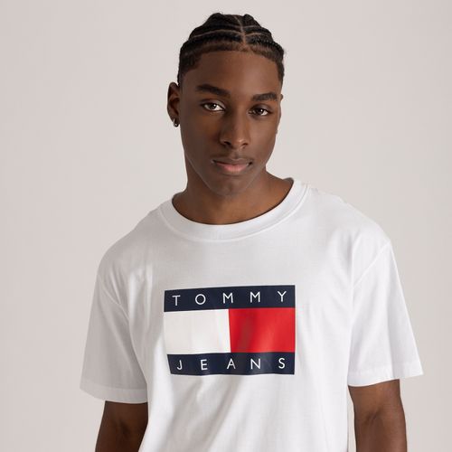 Camiseta Skate Bandeira Tommy Jeans