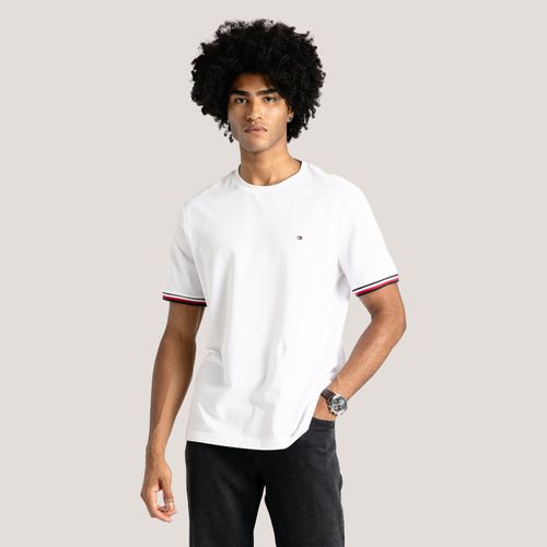Camiseta Punhos Global Stripe