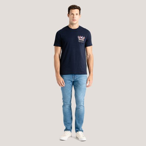 Camiseta Brasão Colorido