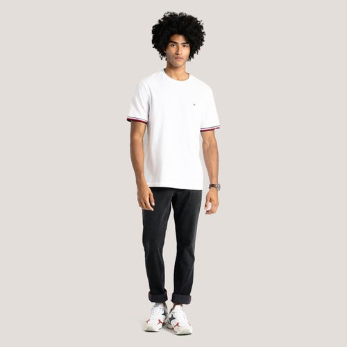 Camiseta Punhos Global Stripe