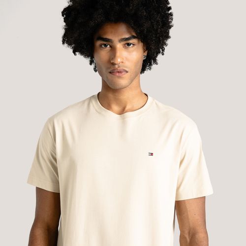 Camiseta Clássica Gola C