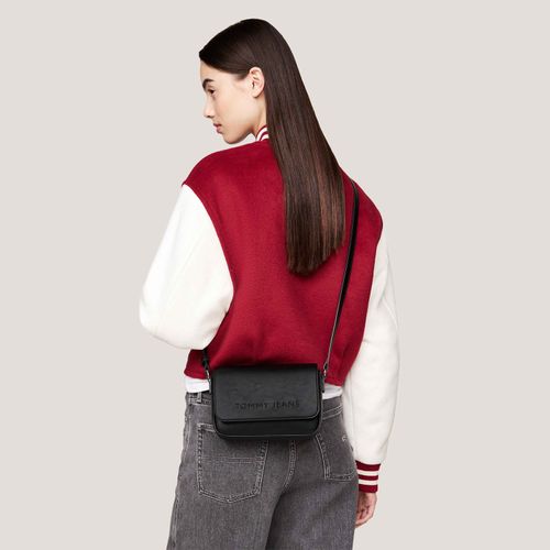 Bolsa Transversal Flap Clássica Tommy Jeans