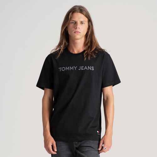 Camiseta Logo Tonal Bordado Tommy Jeans