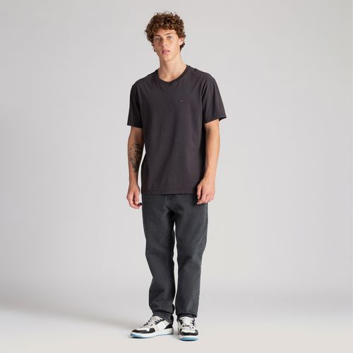 Camiseta Clássica Gola C Tommy Jeans