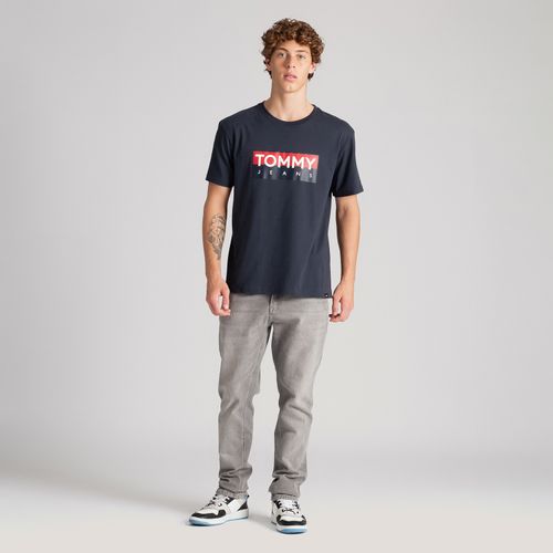 Camiseta Bandeira Logo Tommy Jeans