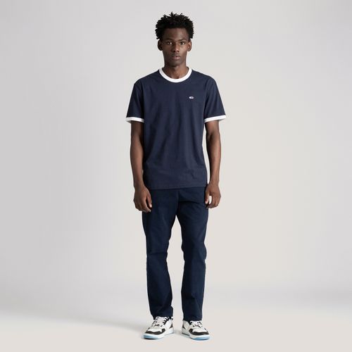 Camiseta Contraste Bandeira Tommy Jeans