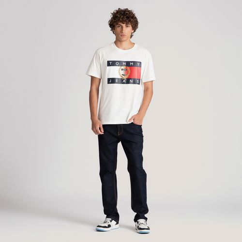 Camiseta Bandeira Brasão Tommy Jeans