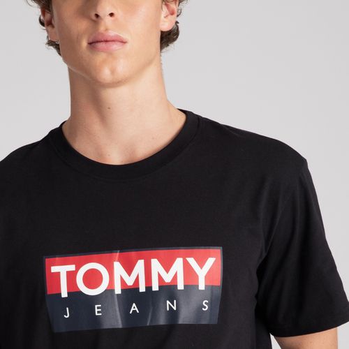 Camiseta Bandeira Logo Tommy Jeans