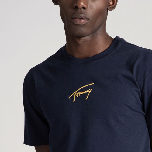 Camiseta Assinatura Dourada Tommy Jeans