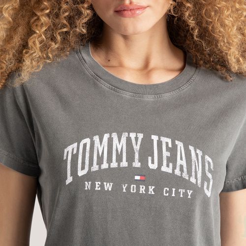 Camiseta Logo Varsity Tommy Jeans