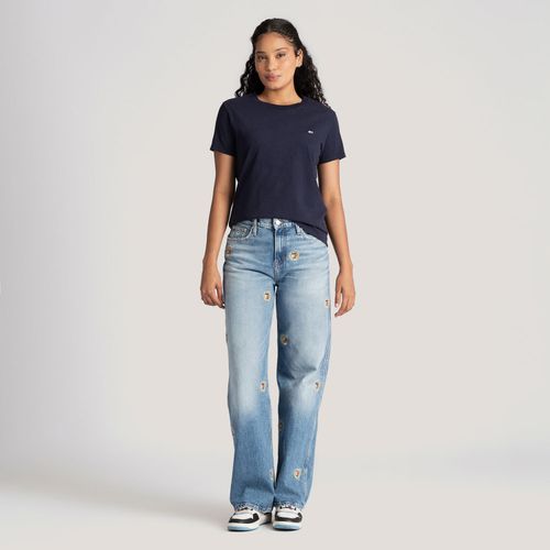 Camiseta Clássica Gola C Tommy Jeans