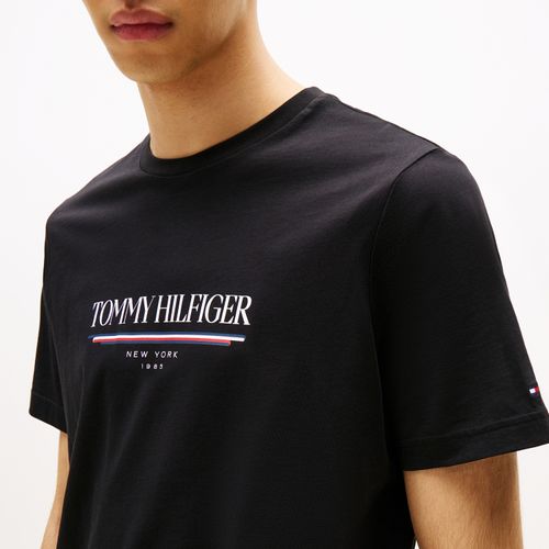 Camiseta Estampa Brand Love Gola C