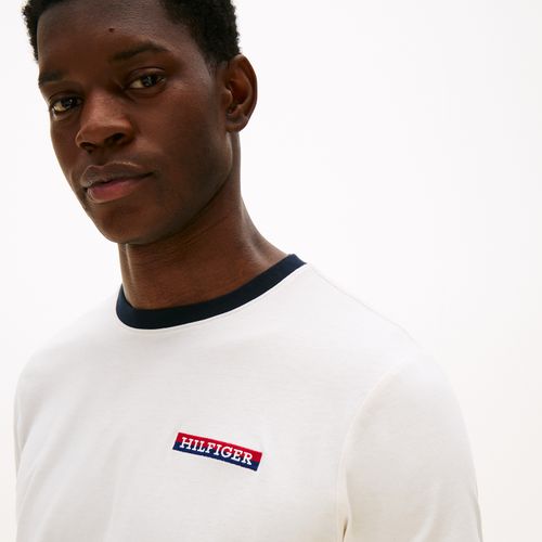 Camiseta Global Stripe Logo