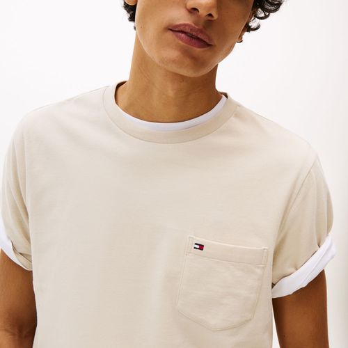 Camiseta Clássica Bolso