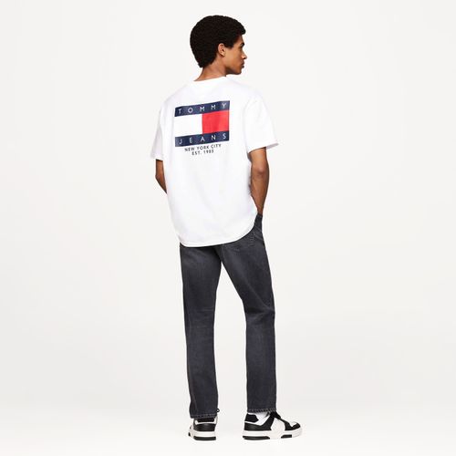 Camiseta Bandeira Clássica Tommy Jeans