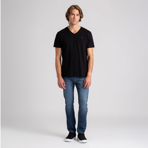 Camiseta Clássica Gola V