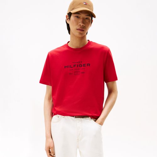 Camiseta Estampa Hilfiger