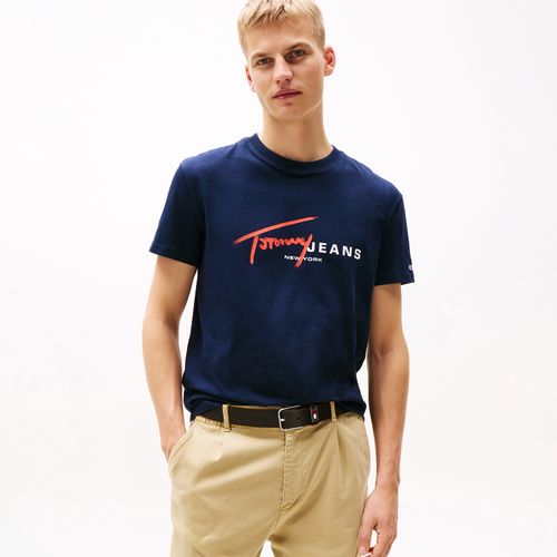 Camiseta Assinatura Dna Tommy Jeans