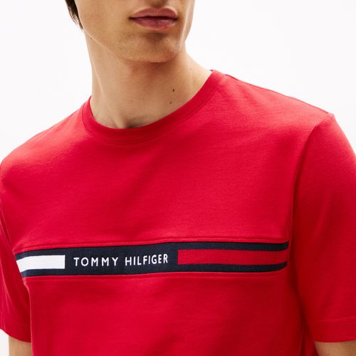 Camiseta Logo Bordado No Peito