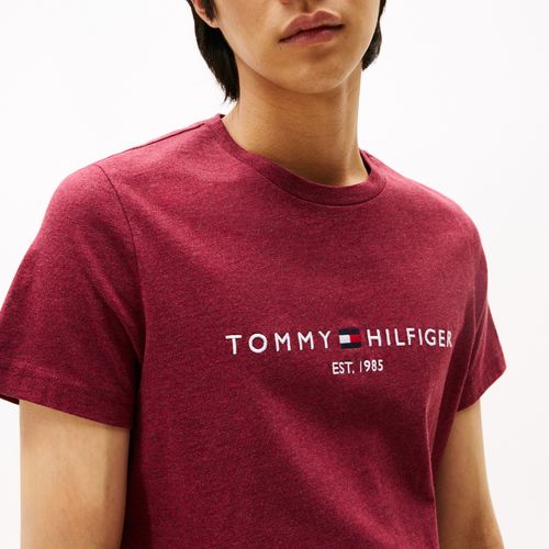 Camiseta Clássica Gola C