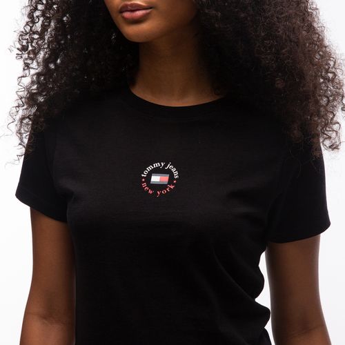 Camiseta Logo Circular Slim Fit Tommy Jeans