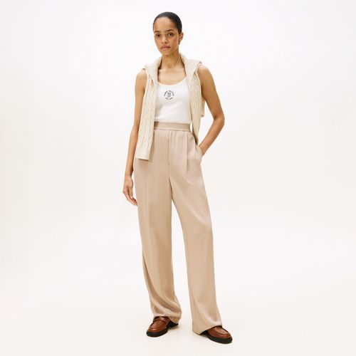 Regata Canelada Bordado Circular