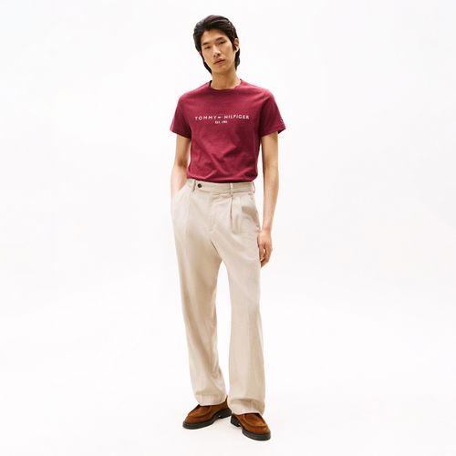 Camiseta Clássica Gola C