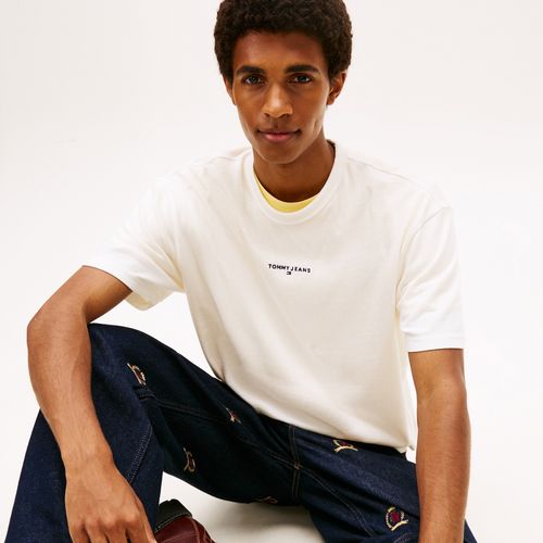 Camiseta Logo Minimal Relaxed Fit Tommy Jeans