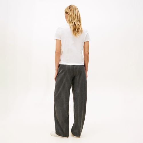 Camiseta Clássica Logo Cursivo