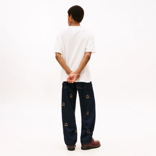 Camiseta Logo Minimal Relaxed Fit Tommy Jeans