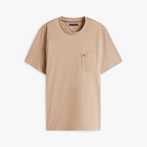 Camiseta Clássica Bolso No Peito