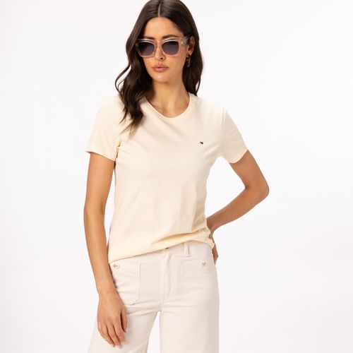 Camiseta Clássica Gola C