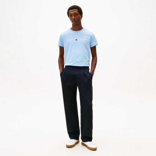 Camiseta Clássica Gola C