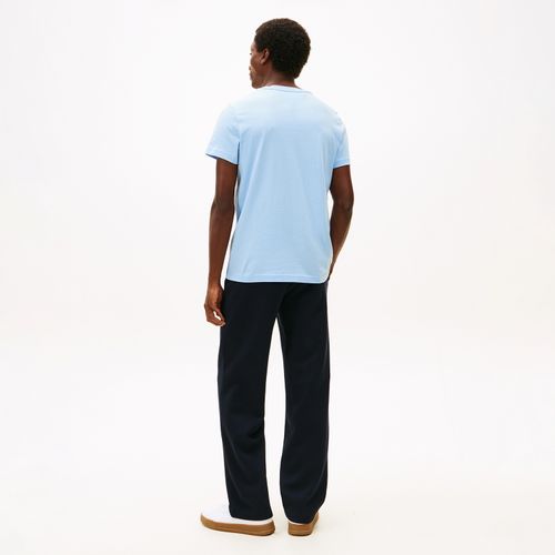 Camiseta Clássica Gola C