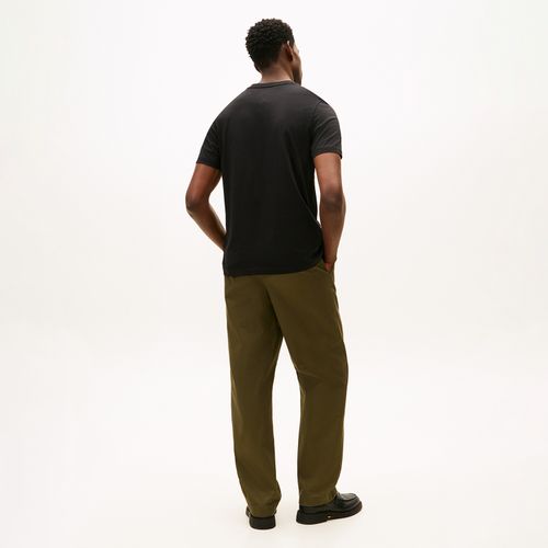 Camiseta Logo Tommy Hilfiger No Peito