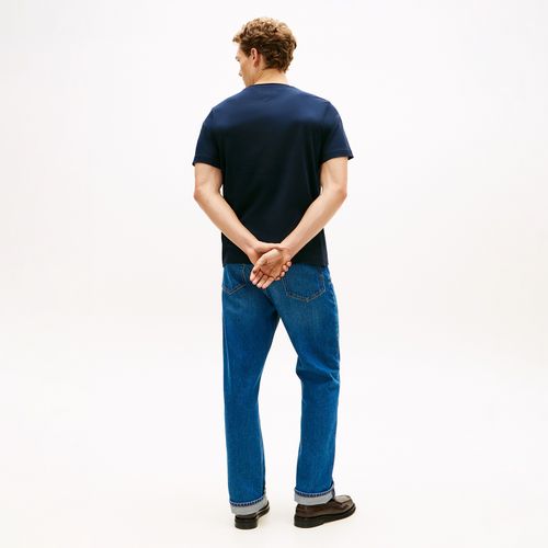 Camiseta Tommy Hilfiger com Estampa Brand Love