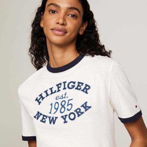 Camiseta Logo Varsity Regular Fit