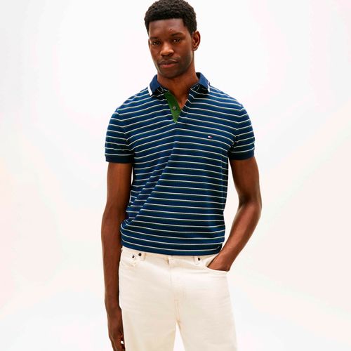 Polo Tommy Hilfiger Regular Fit com Gola Gráfica