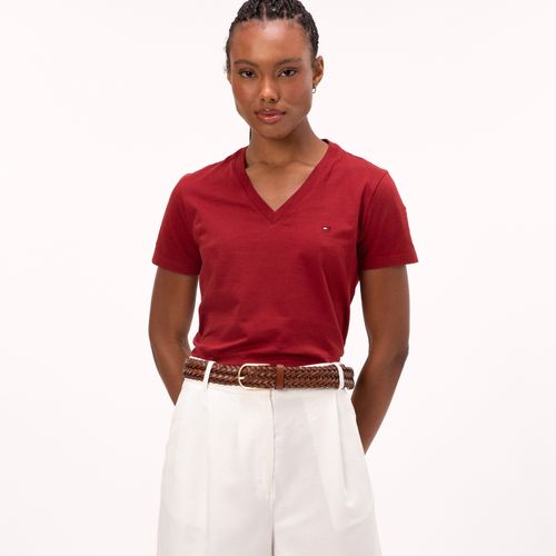 Camiseta Feminina Ajustada