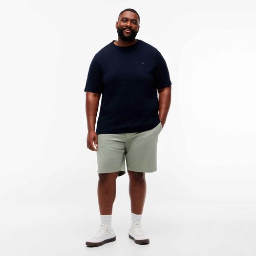 Camiseta em algodão com logo bordado