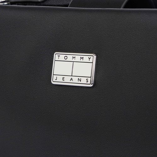 Bolsa de ombro com acabamento liso
